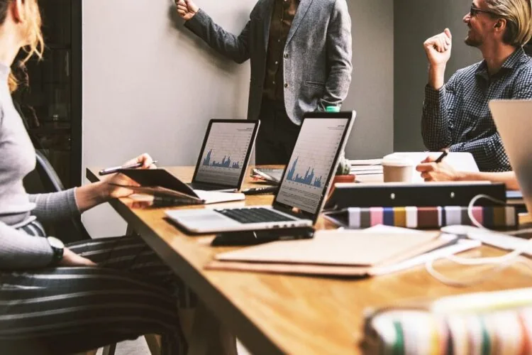 What is the role of HR in schools?